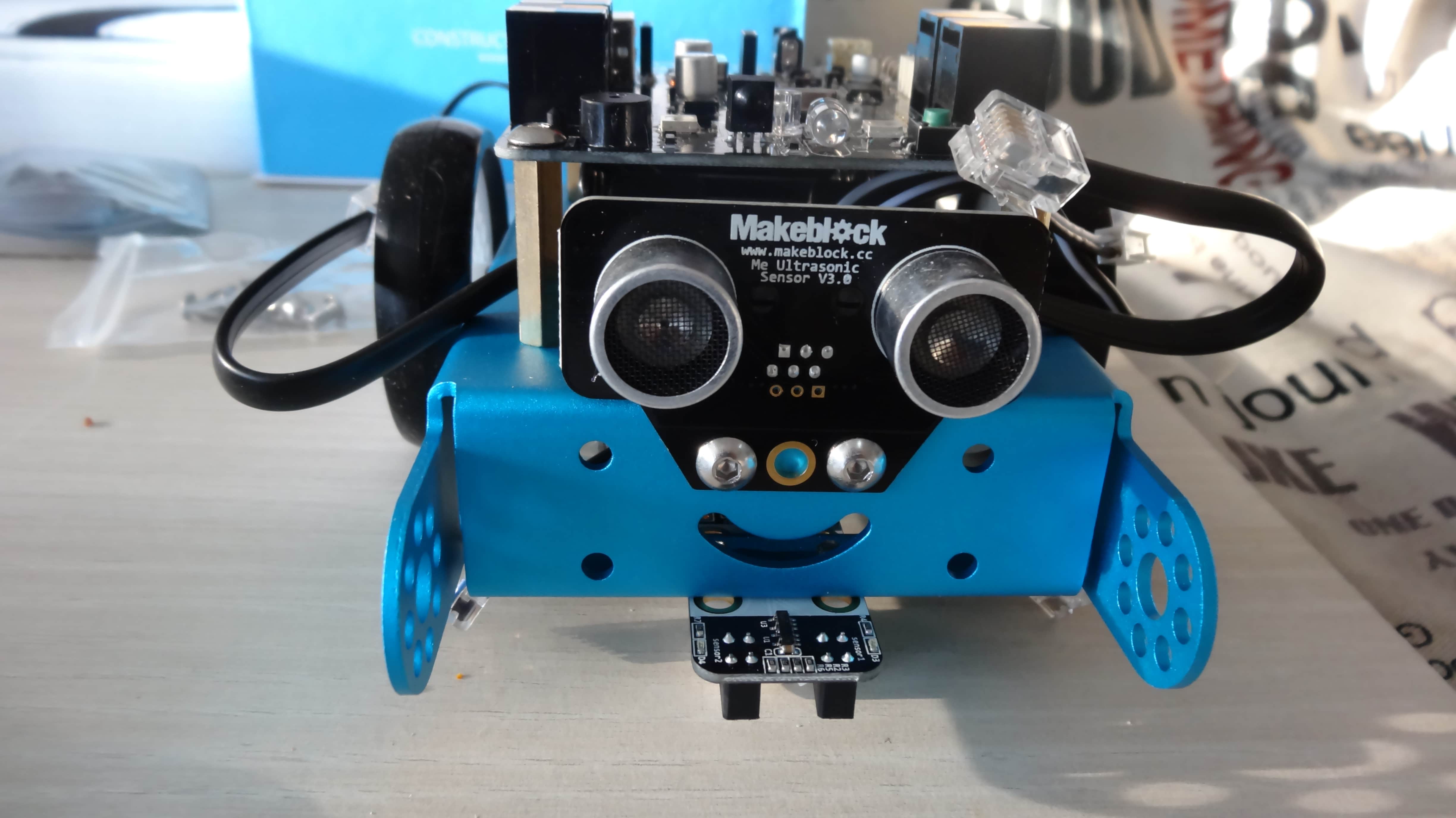 mbot-blue-un-robot-educatif-et-programmable-en-version-2-4-g-tres-interessant-legaragedupc-fr-33