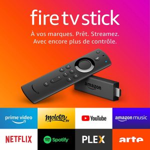 Le Fire TV Stick avec télécommande vocale Alexa en test.
