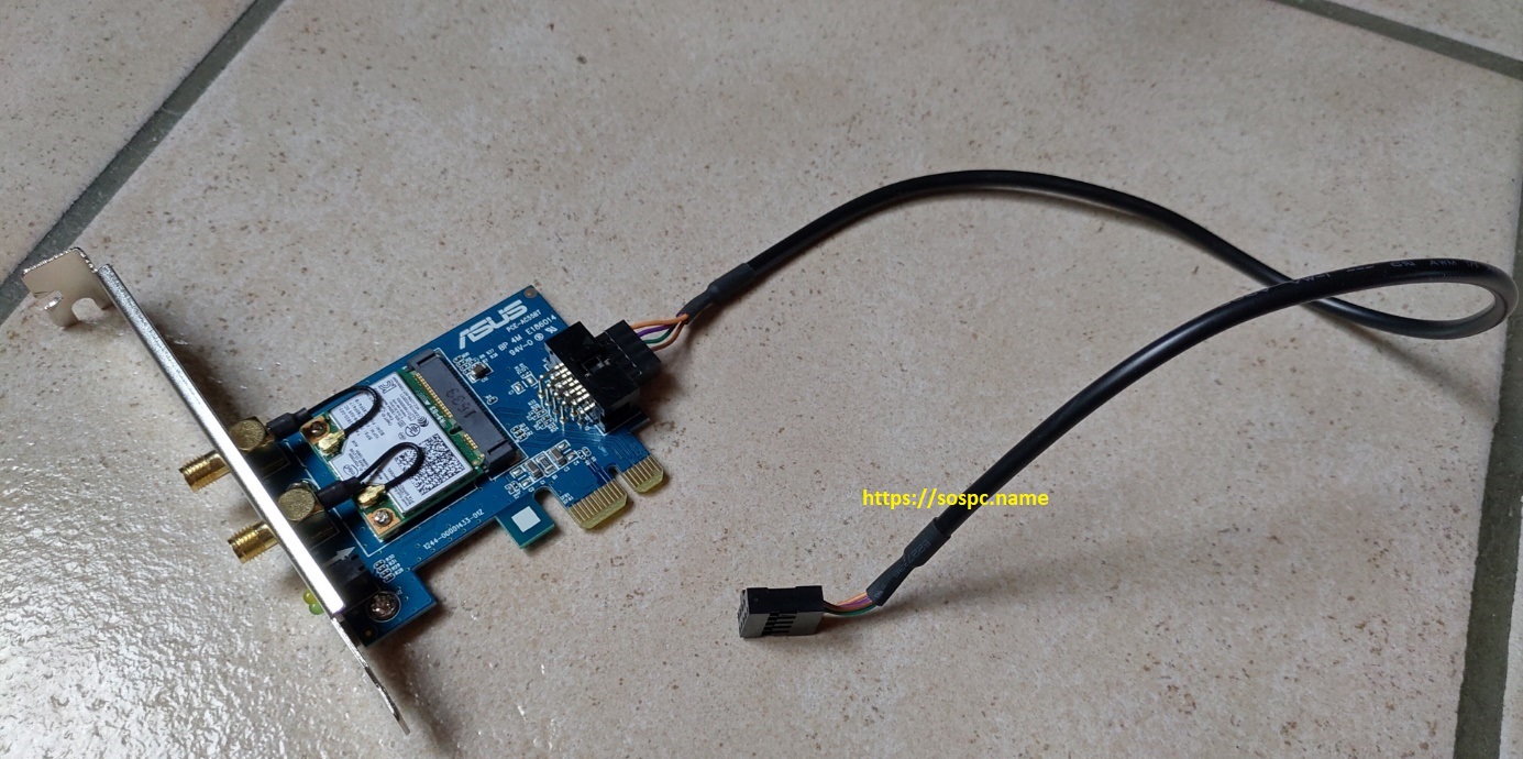 Montage d’une carte Wi-Fi PCI Express avec une base d’antenne externe