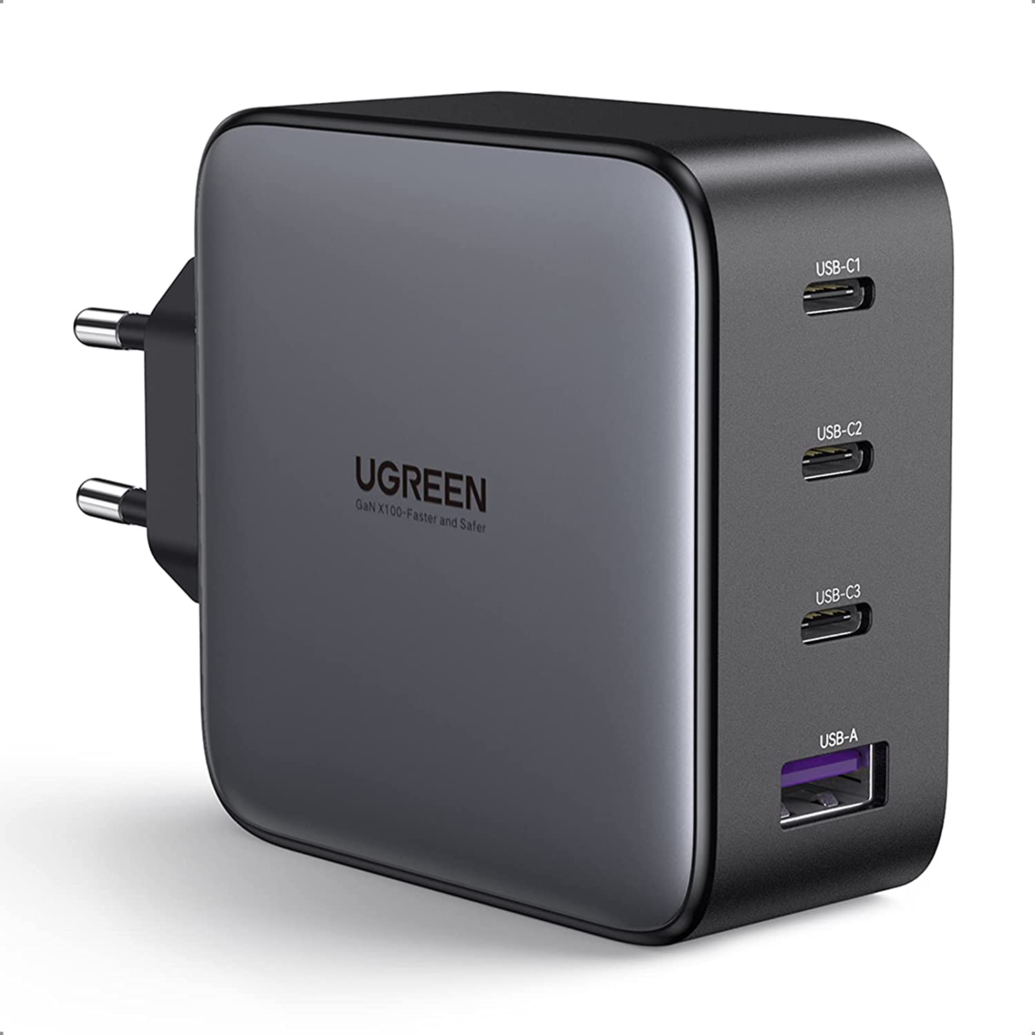 Un chargeur rapide Ugreen de 100W 3 Ports USB C + 1 Port USB A en
